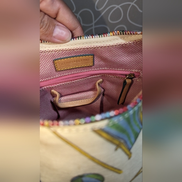 Dooney & Bourke Y2K Beach Small Bucket Bag W/ Rainbow Zipper EUC - Picture 9 of 14